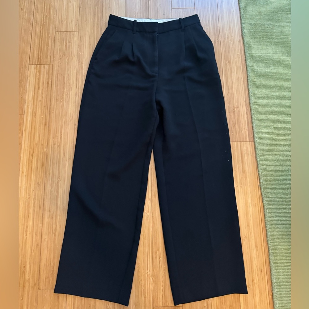 Aritzia Black High-Waist Wide Leg Trousers